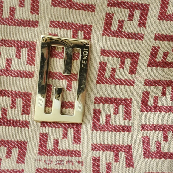 🤩Fendi Zucchino red canvas tote open top middle interior zipper compartment - Picture 3 of 16